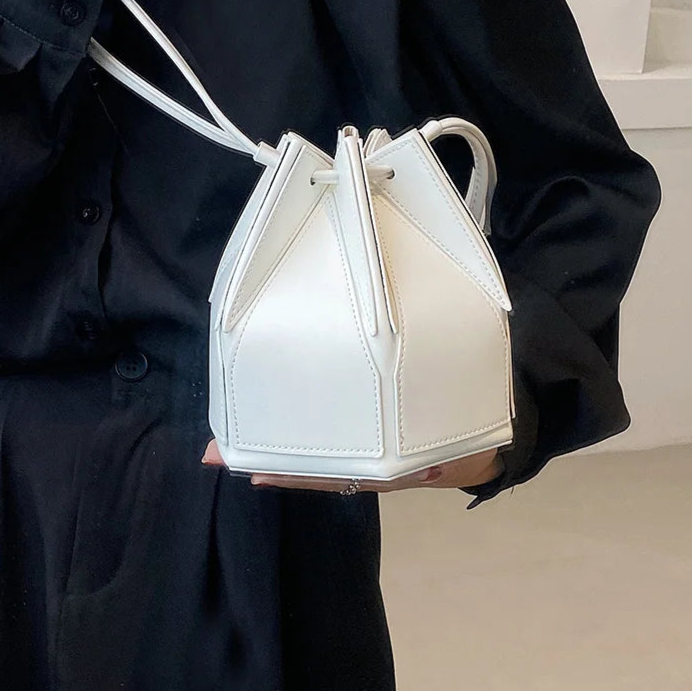 Virella Bucket Bag