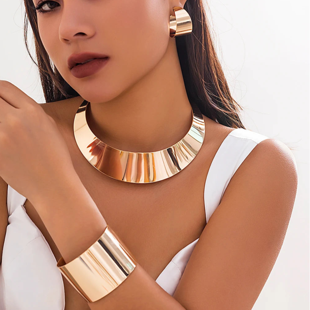 Elyana Collection