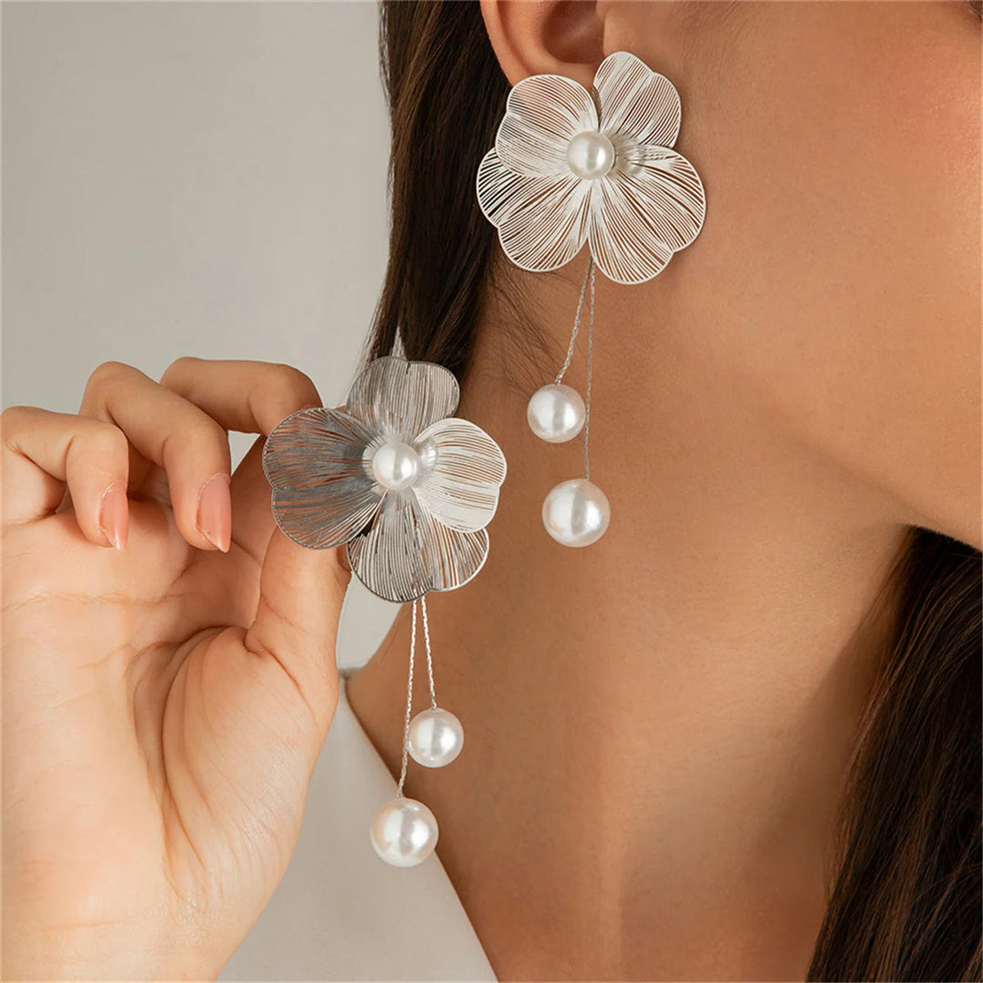 Elara Drop Earrings