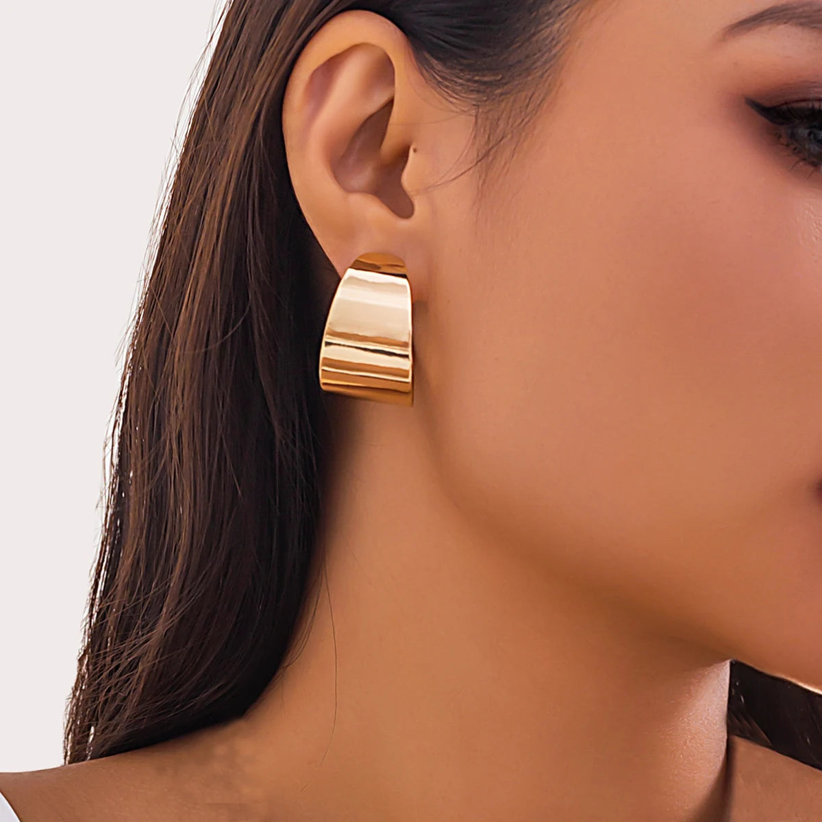Elyana Collection