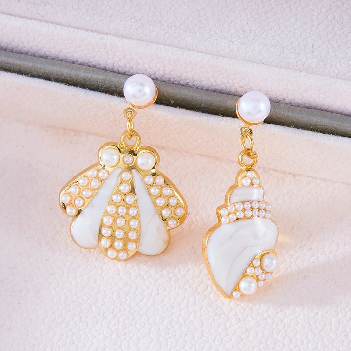 Isla Shell Earrings
