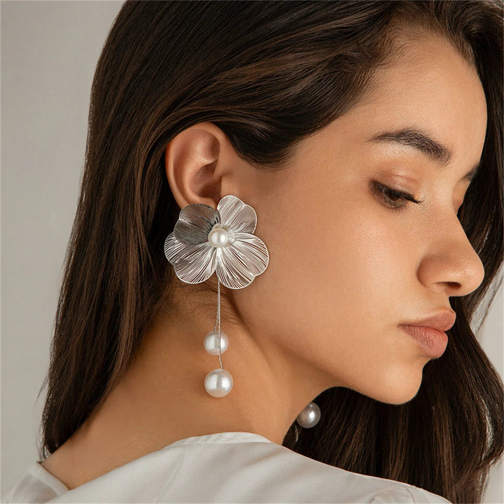 Elara Drop Earrings