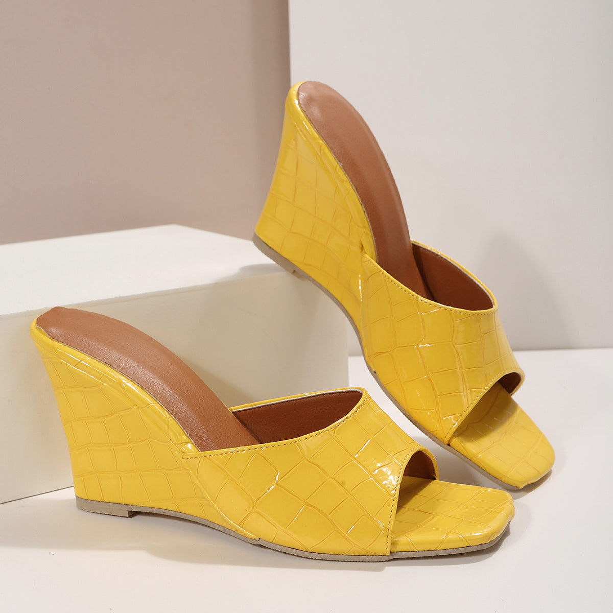 Clay Shore Wedges