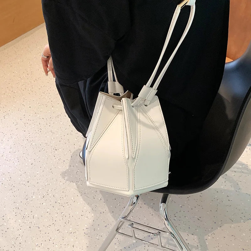 Virella Bucket Bag